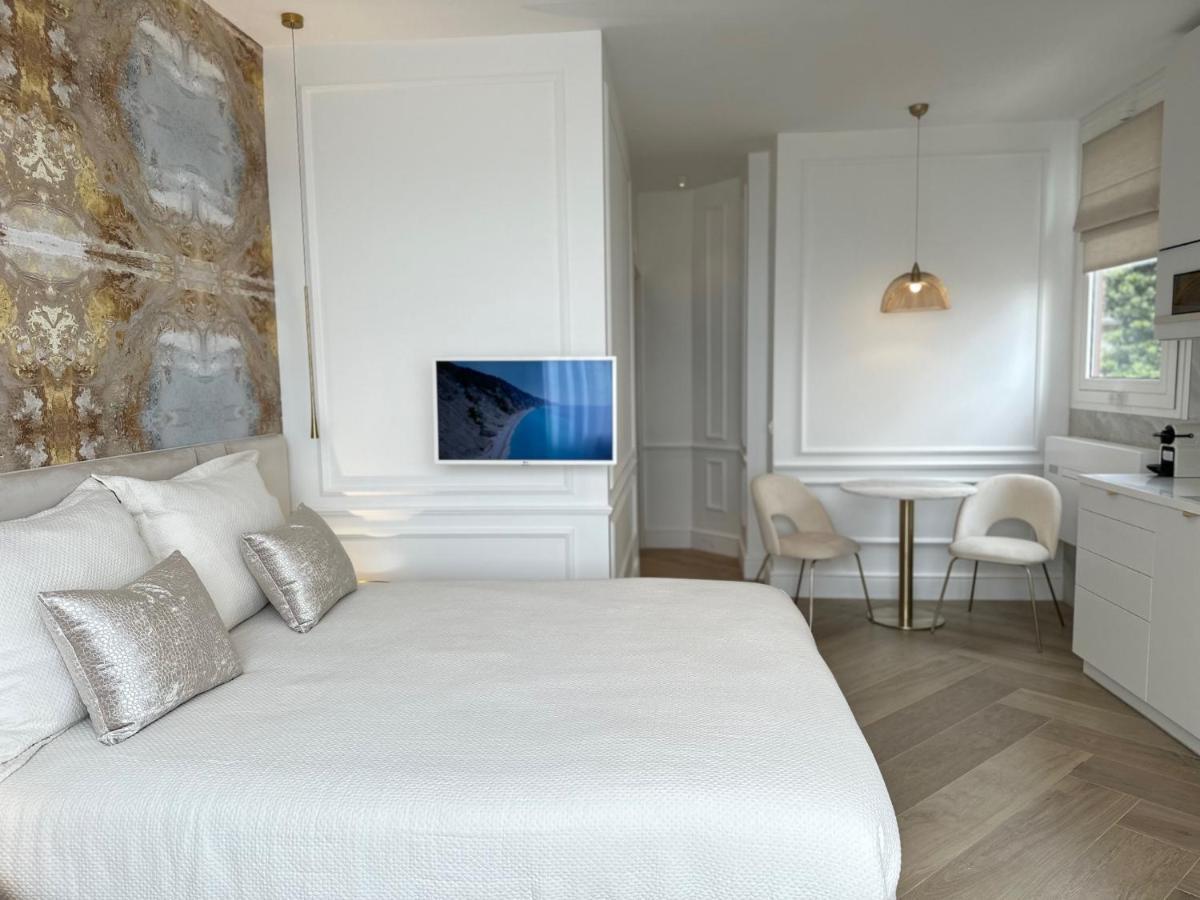 Appartamento Aria Del Mare Вентимилья Экстерьер фото